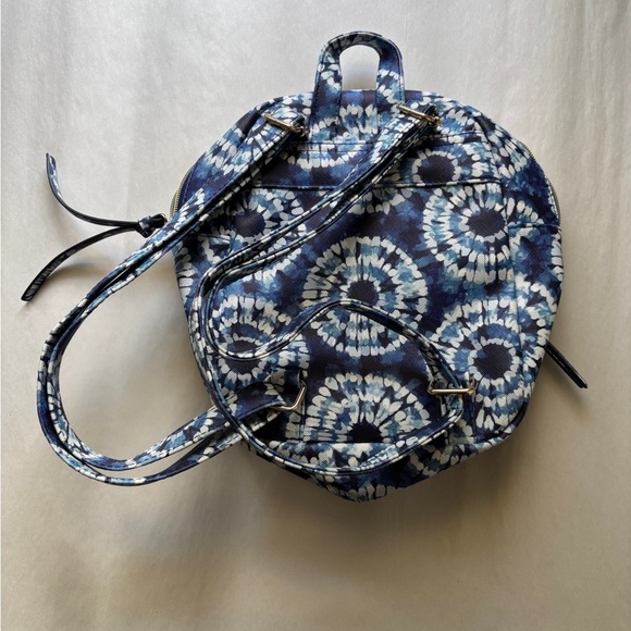 Small Vinyl Backpack. Blue and White. Excellent condition. - Picture 3 of 11